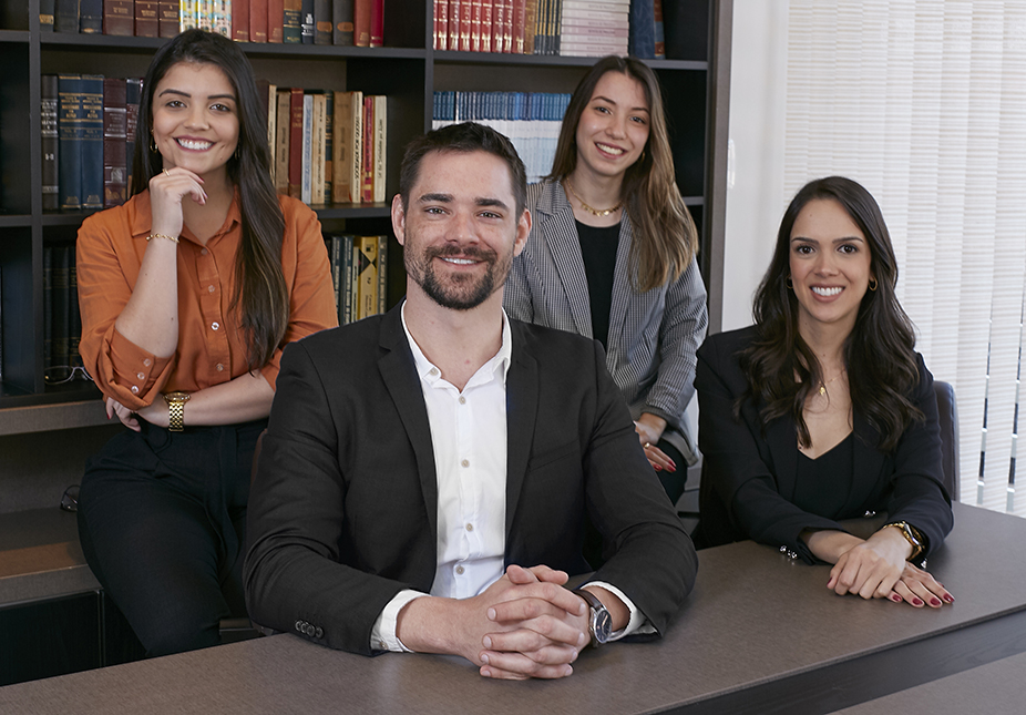FUNDADORES